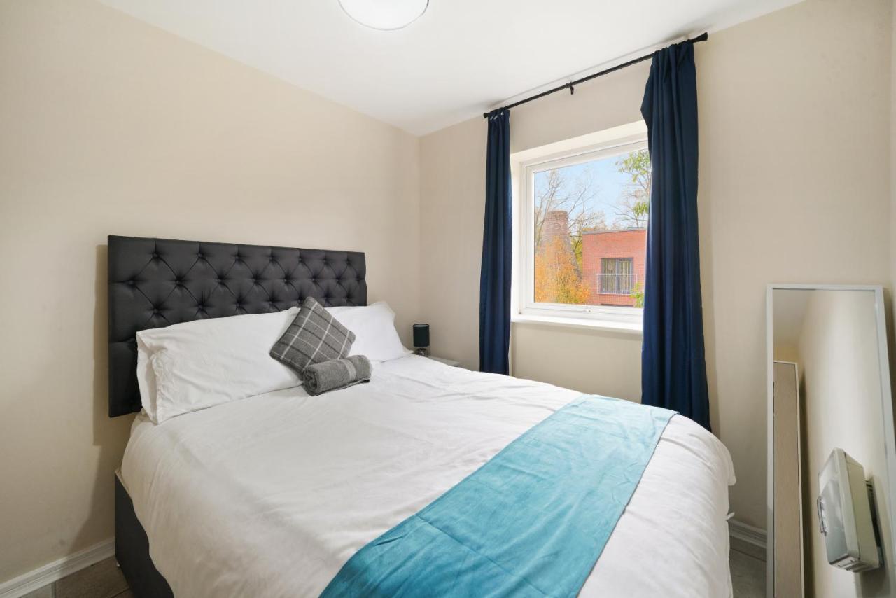 Peaceful 2Br Flat With Historic Bottle Kilns View & Free Parking Located Near City Centre Stoke-on-Trent Экстерьер фото
